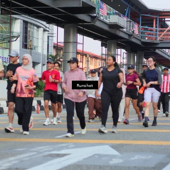 Runner Photo 5037835