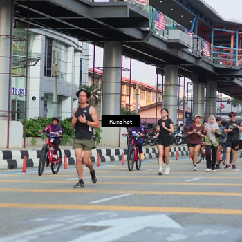 Runner Photo 5037926