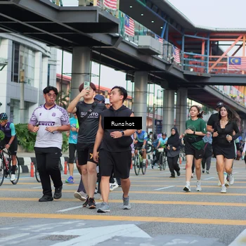 Runner Photo 5037993