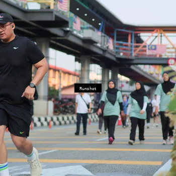 Runner Photo 5038024