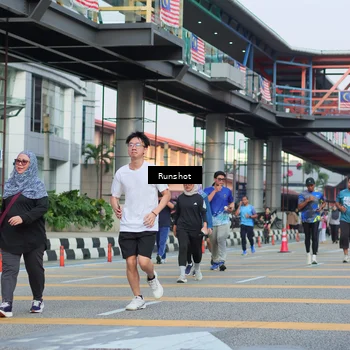 Runner Photo 5038077