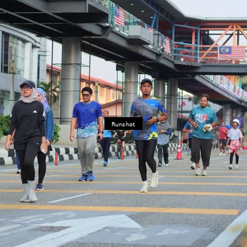 Runner Photo 5038112