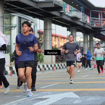 Runner Photo 5038854