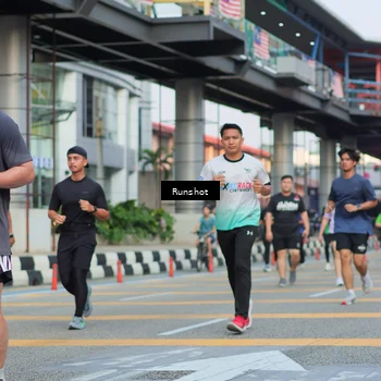 Runner Photo 5038885