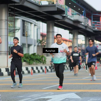 Runner Photo 5038887