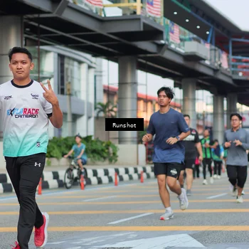 Runner Photo 5038905