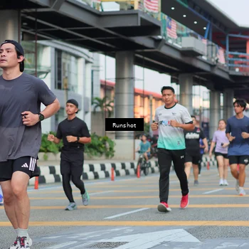 Runner Photo 5038906