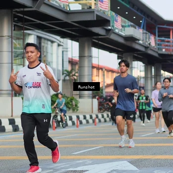 Runner Photo 5038913