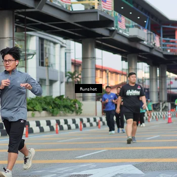 Runner Photo 5038939