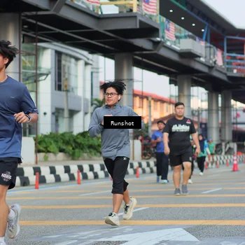 Runner Photo 5038943