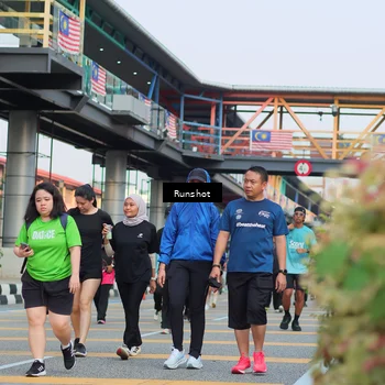 Runner Photo 5039022