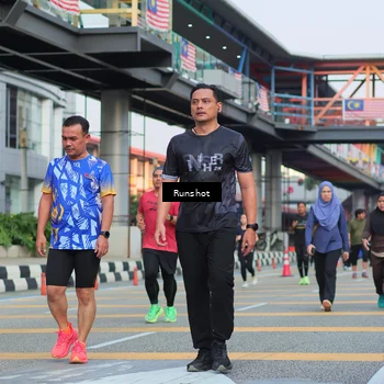 Runner Photo 5039123