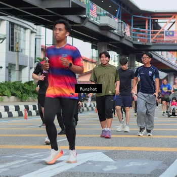 Runner Photo 5039240