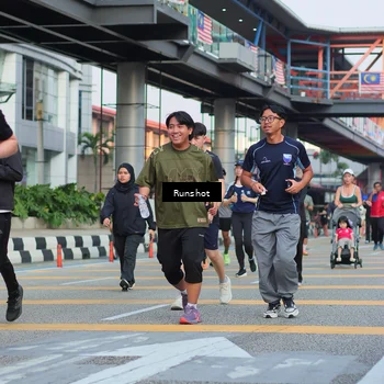 Runner Photo 5039242