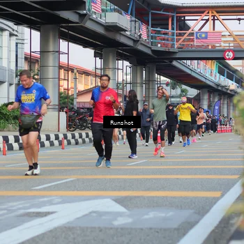 Runner Photo 5039294