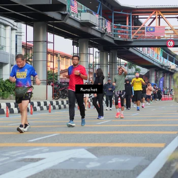 Runner Photo 5039296
