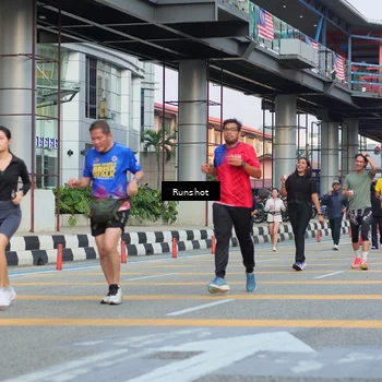 Runner Photo 5039303