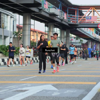 Runner Photo 5039345