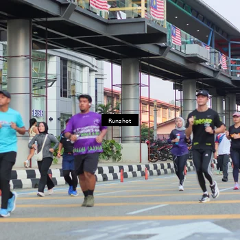Runner Photo 5039775