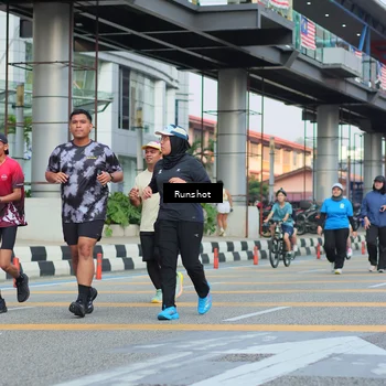 Runner Photo 5039854