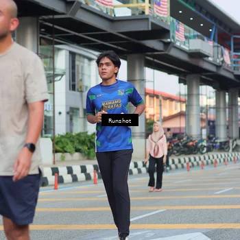 Runner Photo 5039896