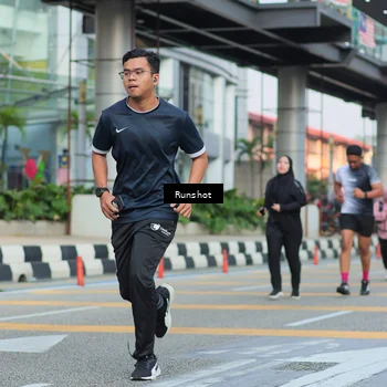 Runner Photo 5039957