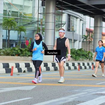 Runner Photo 5039981