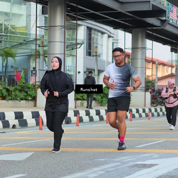 Runner Photo 5039998