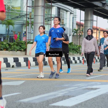 Runner Photo 5040008