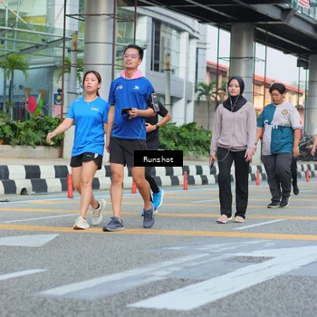Runner Photo 5040010