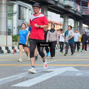 Runner Photo 5040013