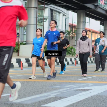 Runner Photo 5040014