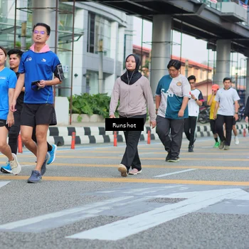 Runner Photo 5040017