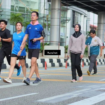Runner Photo 5040023
