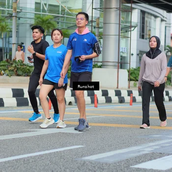 Runner Photo 5040024