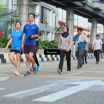 Runner Photo 5040033
