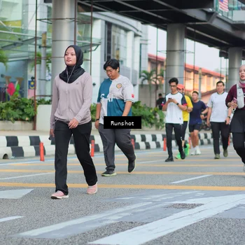 Runner Photo 5040037