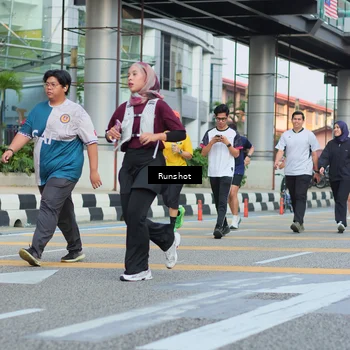 Runner Photo 5040043