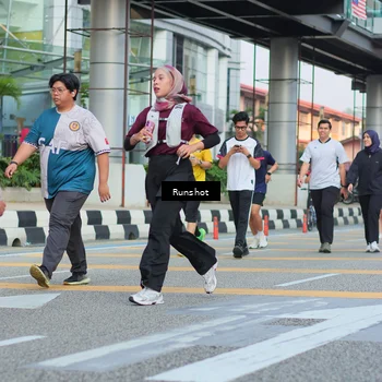 Runner Photo 5040064