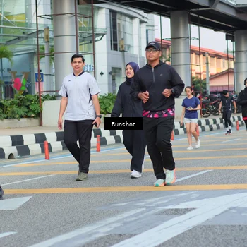 Runner Photo 5040076