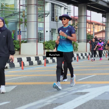Runner Photo 5040095