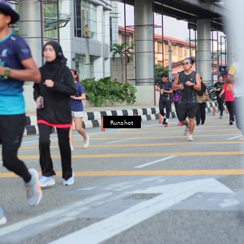 Runner Photo 5040098