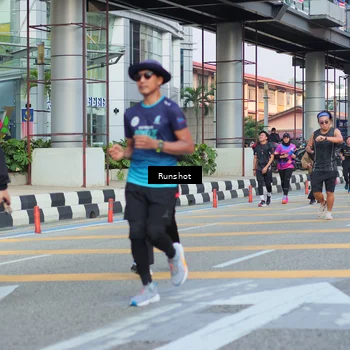 Runner Photo 5040102