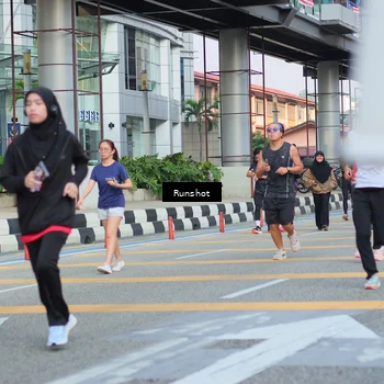 Runner Photo 5040112