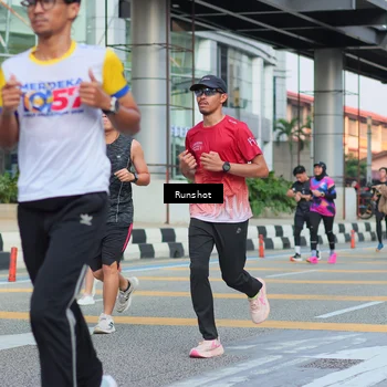 Runner Photo 5040118