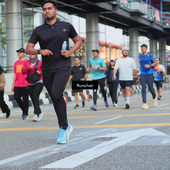 Runner Photo 5040194