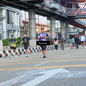 Runner Photo 5040273