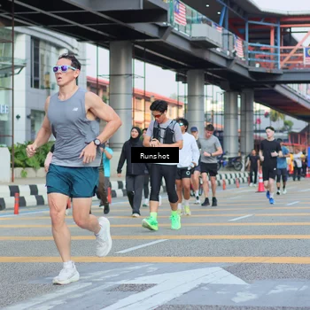 Runner Photo 5040324