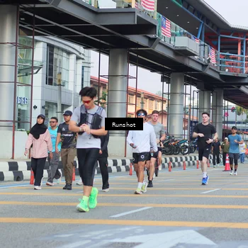 Runner Photo 5040333