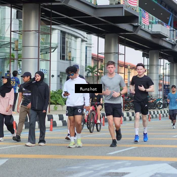 Runner Photo 5040388